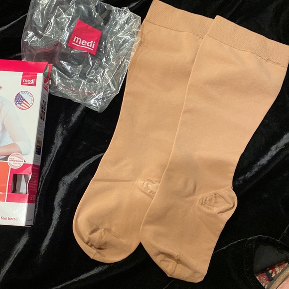 Mediven comfort medical compression stockings physicians recommended closed toe - Picture 5 of 10